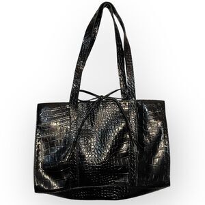 Liz Claiborne Faux Leather Handbag Women's Black Croc Embossed Bow Purse Casual